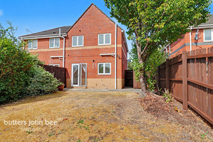 3 Bedroom Semi-Detached House For Sale In Coleridge Close, Sandbach, CW11