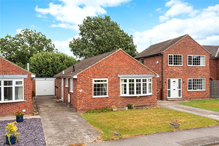 2 Bedroom Bungalow For Sale In Glebe Close, Strensall, York, North Yorkshire, YO32