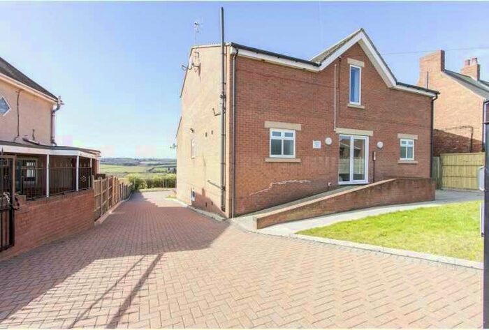 1 Bedroom Apartment To Rent In Duckmanton Villas, Duckmanton, S44