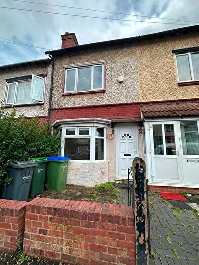 3 Bedroom Terraced House To Rent In Topsham Road, Smethwick, B67