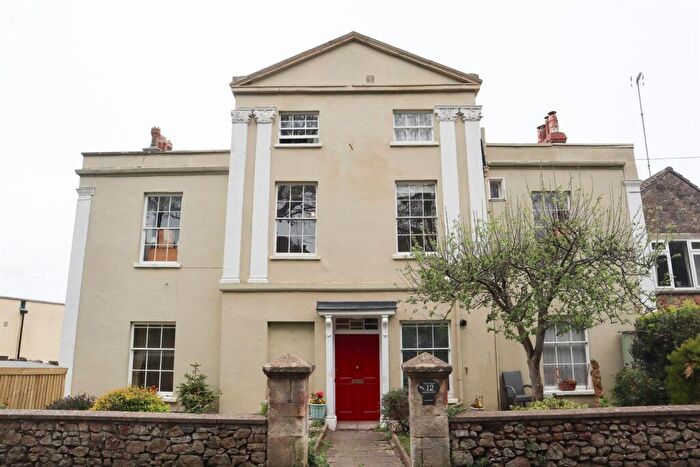2 Bedroom Apartment To Rent In Wellington Terrace, Clevedon, BS21
