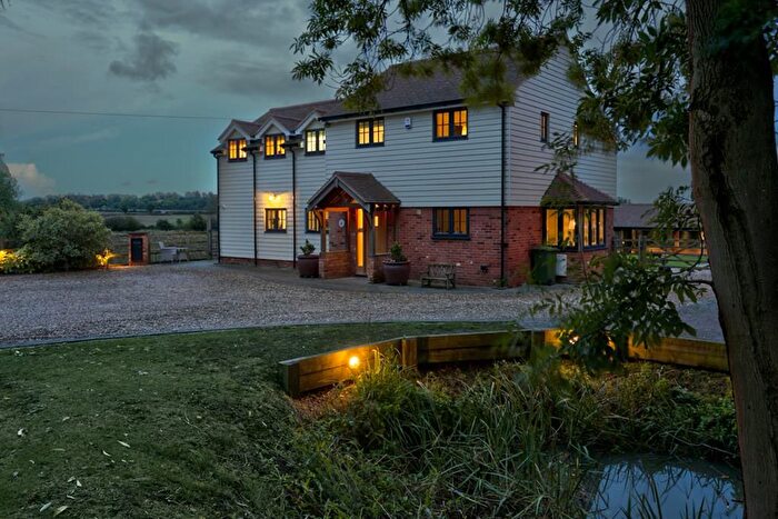 4 Bedroom Detached House For Sale In Horseman Side, Brentwood, CM14