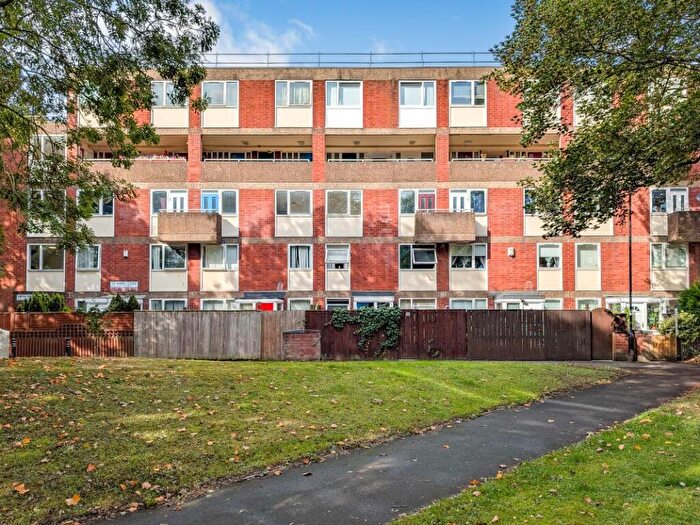 2 Bedroom Flat For Sale In St. Ann's Close, Newcastle Upon Tyne, Tyne And Wear, NE1