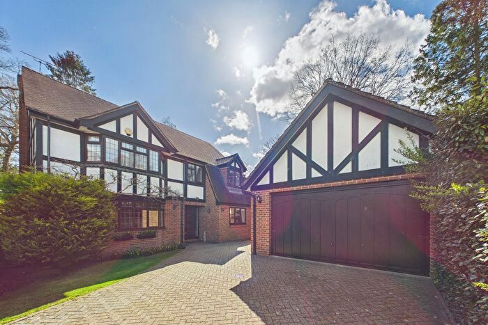 5 Bedroom Detached House For Sale In Saxons, Tadworth, KT20