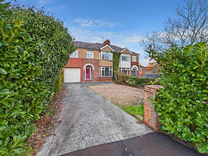 3 Bedroom Semi Detached House For Sale In Welton Road, Brough, HU15