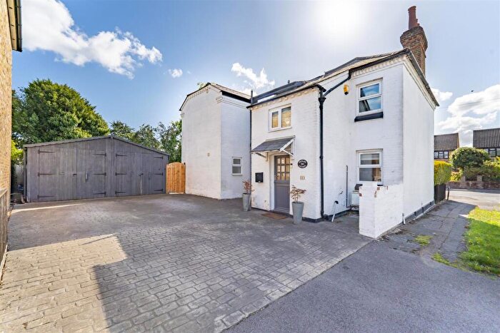 4 Bedroom Detached House For Sale In Cecil Road, Iver, SL0