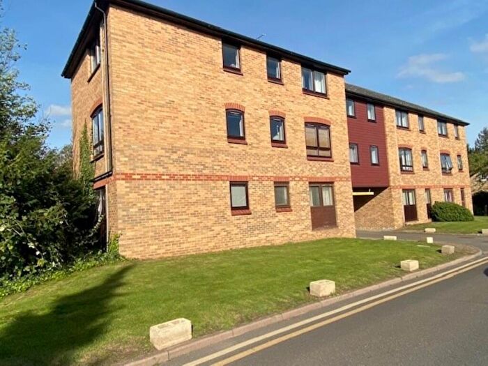 Studio To Rent In Oakley Court, Royston, SG8
