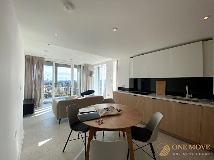 2 Bedroom Flat To Rent In Cendal Crescent, Bouchon Point, E1