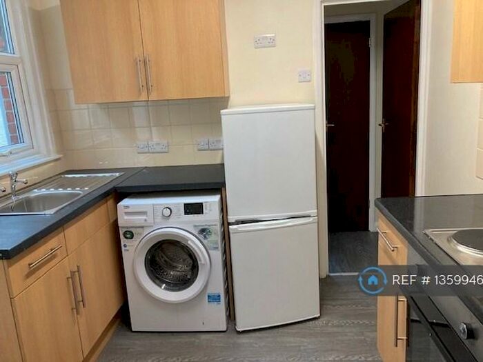 1 Bedroom Flat To Rent In Audley Street, Reading, RG30