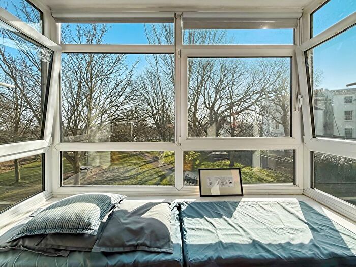 1 Bedroom Flat For Sale In Dyke Road, Brighton, BN1