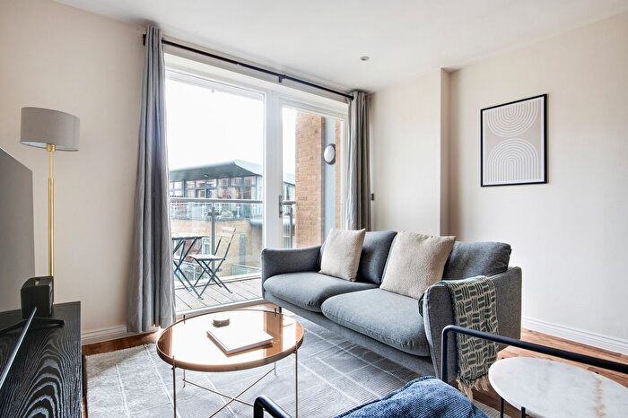 1 Bedroom Flat To Rent In Nine Elms, SW8
