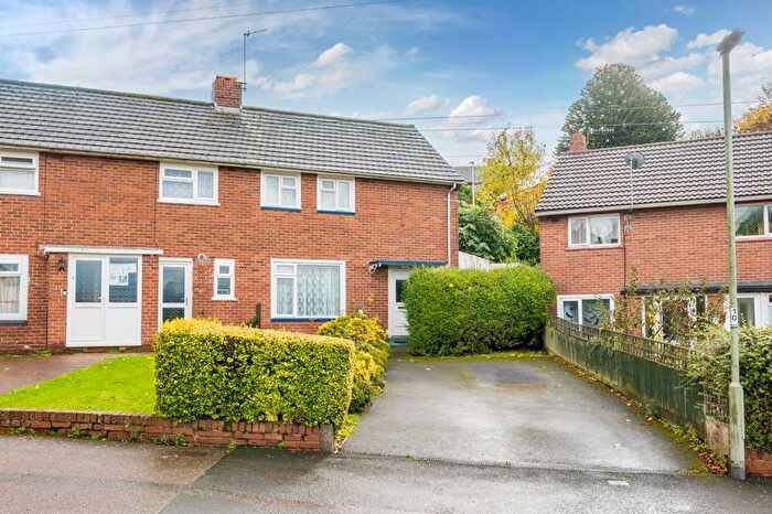 2 Bedroom End Terrace House For Sale In Thornpark Rise, Exeter, EX1