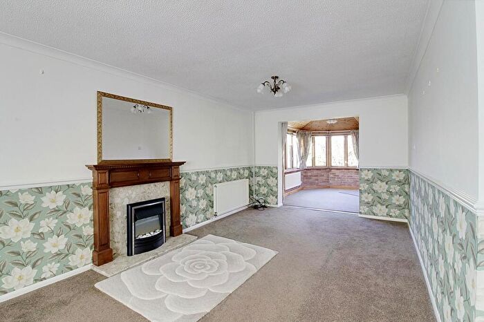 2 Bedroom Bungalow For Sale In West End, Langtoft, PE6