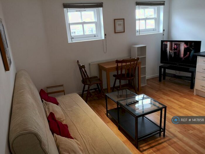 1 Bedroom Flat To Rent In Ford Close, London, E3