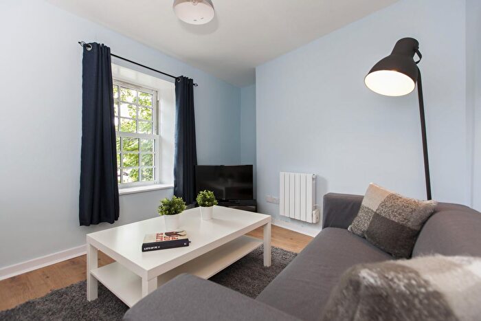1 Bedroom Flat To Rent In King Street, Aberdeen, AB24