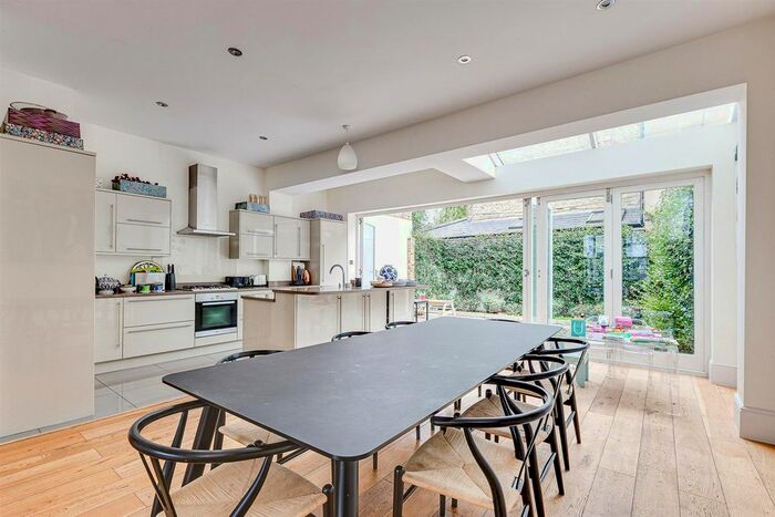 5 Bedroom Terraced House For Sale In Winchendon Road, London, SW6