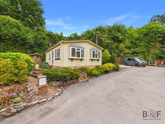 2 Bedroom Park Home For Sale In Cleeve Wood Road, Bristol, BS16