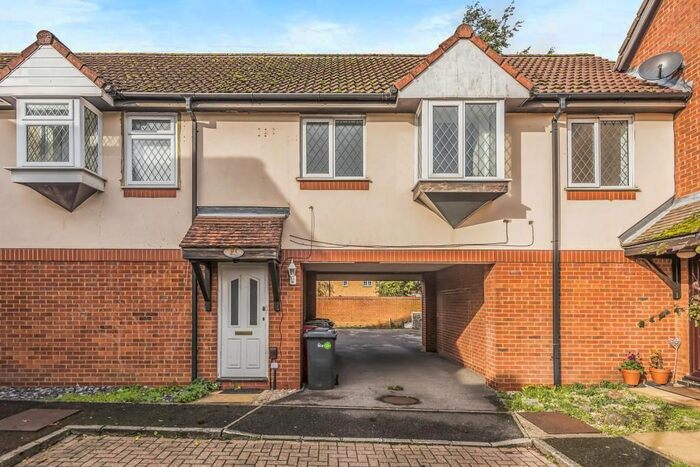 1 Bedroom Flat To Rent In Slough, Berkshire, SL1