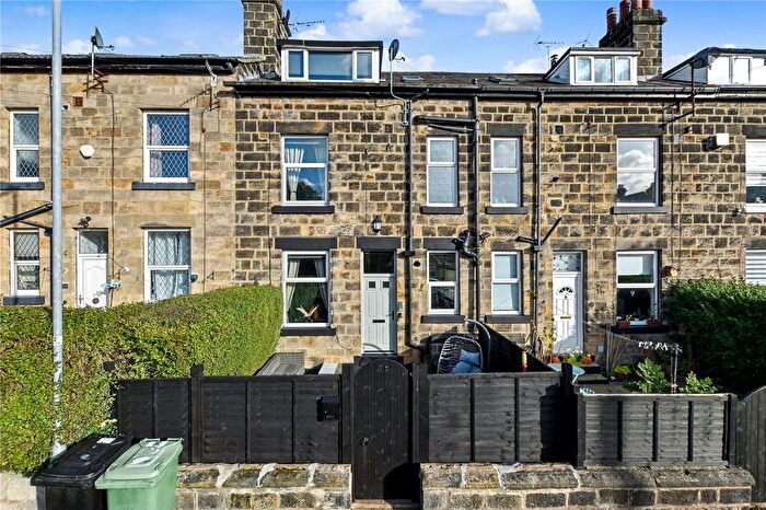 3 Bedroom Terraced House For Sale In Wellington Mount, Leeds, West Yorkshire, LS13