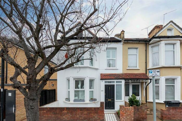4 Bedroom End Of Terrace House To Rent In Ruby Road, London, E17
