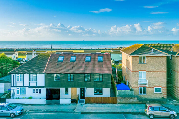 4 Bedroom Semi-Detached House To Rent In Brighton Road, Lancing, BN15