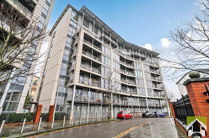 2 Bedroom Apartment For Sale In Apartment, Langley Walk, Mason Way, Westside, Birmingham, B15