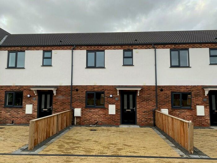 3 Bedroom Terraced House To Rent In Rumbold Close, Great Yarmouth, NR31