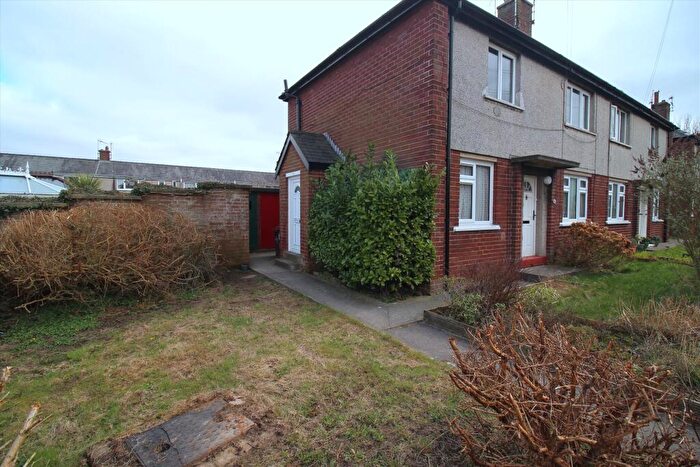 1 Bedroom Flat To Rent In Redwater Gardens, Barrow-In-Furness, LA13