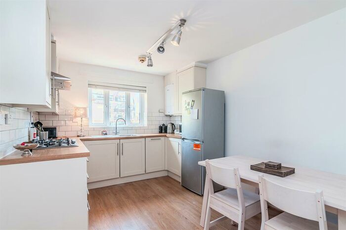 2 Bedroom Flat To Rent In Nursery Lane, London, E2
