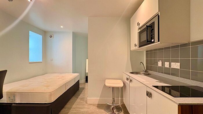 Studio To Rent In Camden Road, Islingtonm, N7
