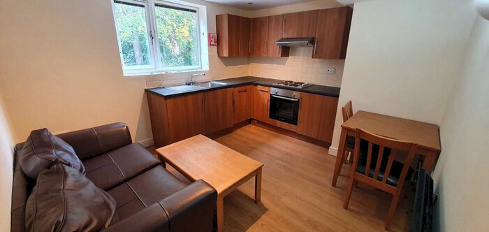 2 Bedroom Flat To Rent In Colum Road, Cardiff, CF10