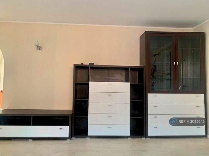 2 Bedroom Bungalow To Rent In Tiverton Way, Cambridge, CB1