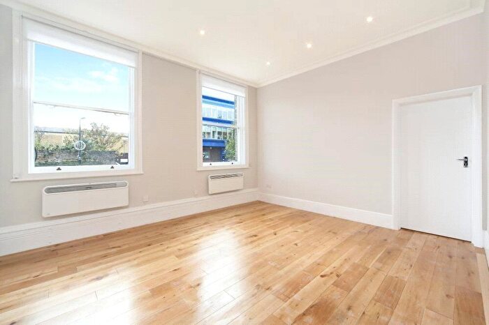 2 Bedroom Apartment To Rent In Chalk Farm Road, Chalk Farm, London, NW1