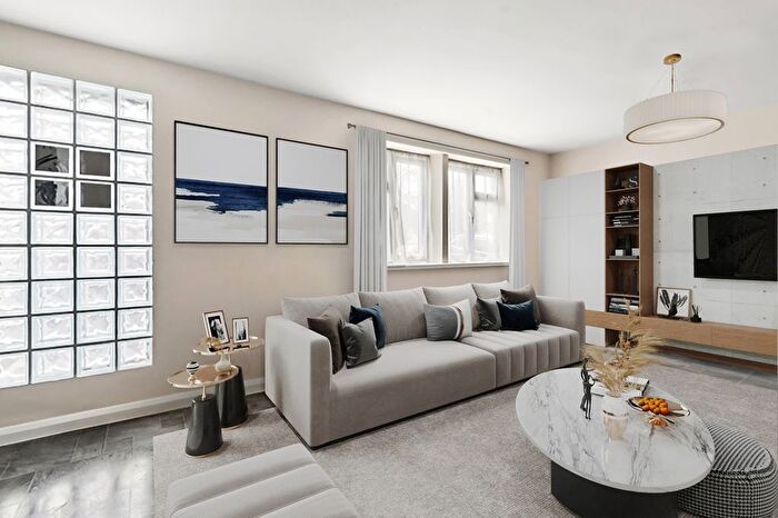 3 Bedroom End Terrace House To Rent In Long Elmes, Harrow Weald, Harrow, HA3