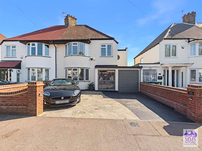 4 Bedroom Semi Detached House For Sale In Marlborough Road, Bexleyheath, DA7