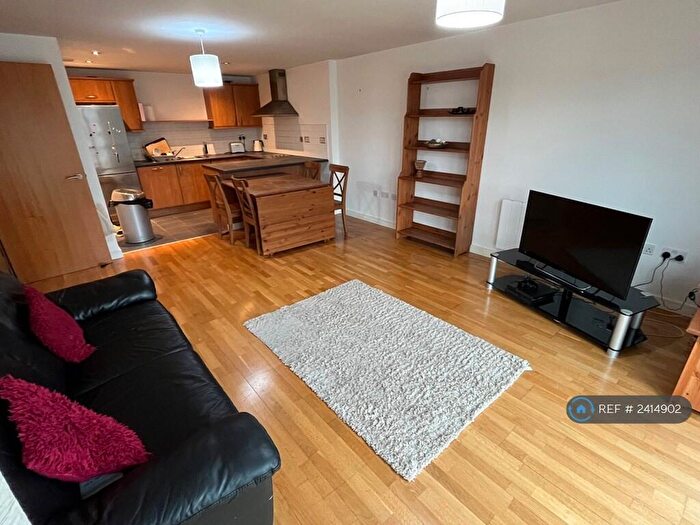 2 Bedroom Flat To Rent In Hudson Gardens, Liverpool, L1