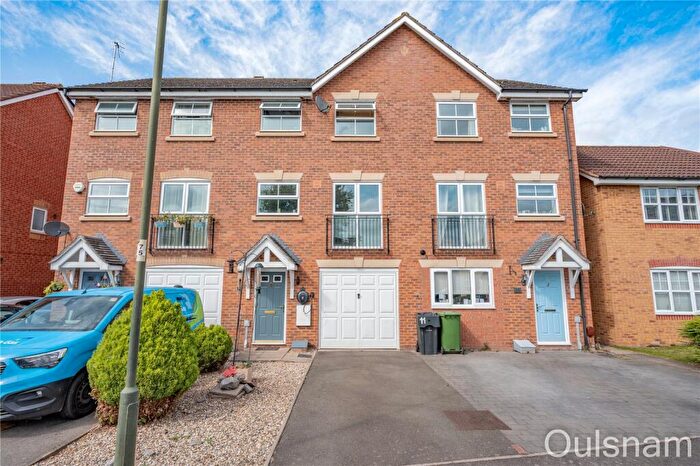 3 Bedroom Terraced House For Sale In Steel Close, Bromsgrove, Worcestershire, B60