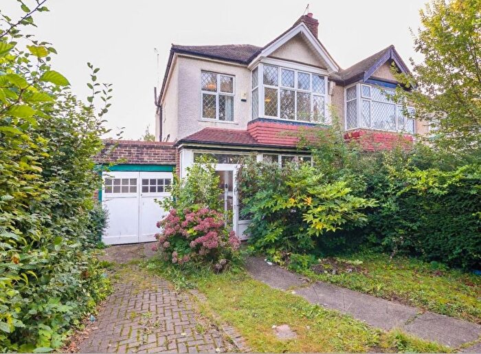 4 Bedroom Terraced House To Rent In Sutherland Grove, Southfields, SW18