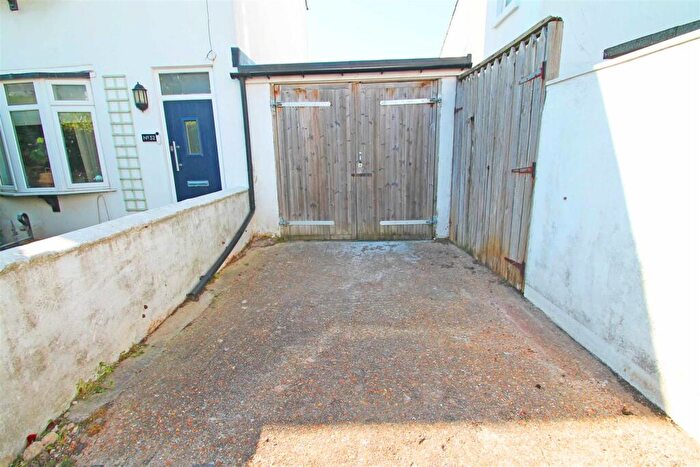 Garage / Parking To Rent In Hanover Street, Brighton, BN2