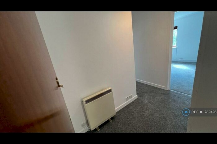 1 Bedroom Flat To Rent In Attlee Drive, Dartford, DA1