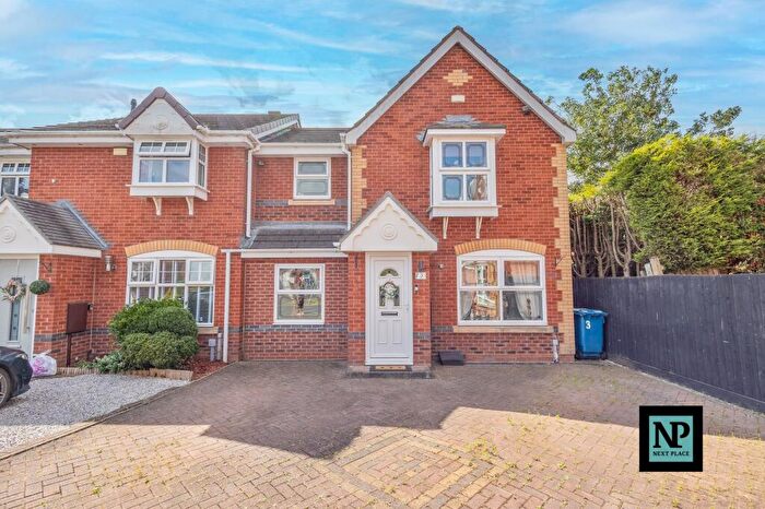 3 Bedroom Terraced House For Sale In Tansy, Tamworth, B77