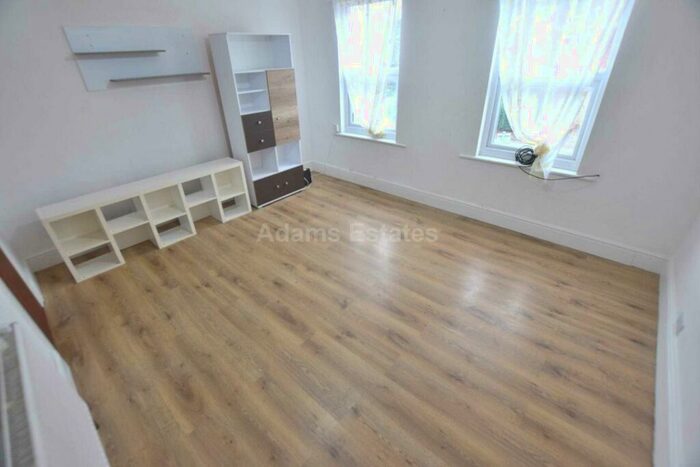 2 Bedroom Flat To Rent In Oxford Road, Reading, RG1