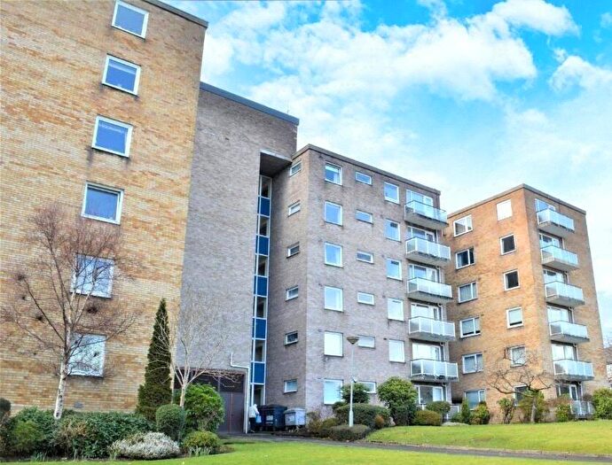 1 Bedroom Flat To Rent In Daventry Drive, Glasgow, G12