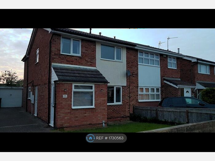 4 Bedroom Semi-Detached House To Rent In Merring Close, Stockton-On-Tees, TS18