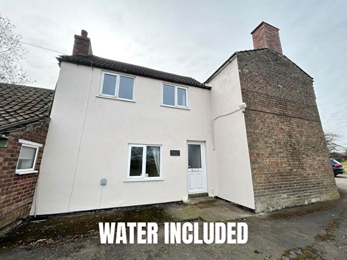 2 Bedroom Cottage To Rent In New Main Road, Scamblesby, LN11