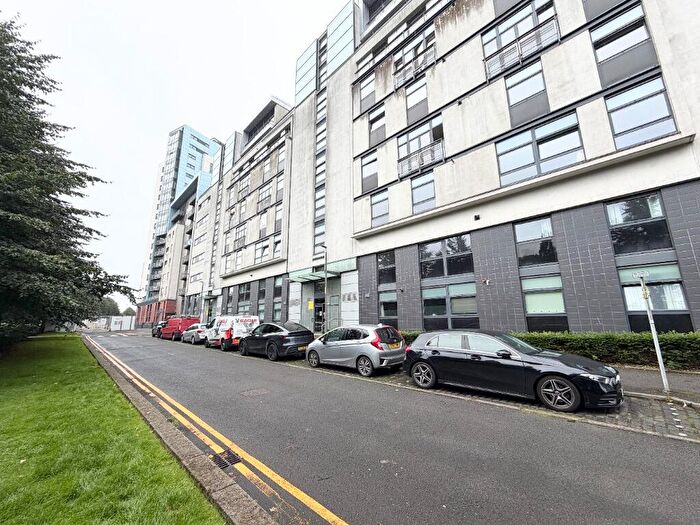 2 Bedroom Flat To Rent In Glasgow Harbour Terraces, Glasgow, G11