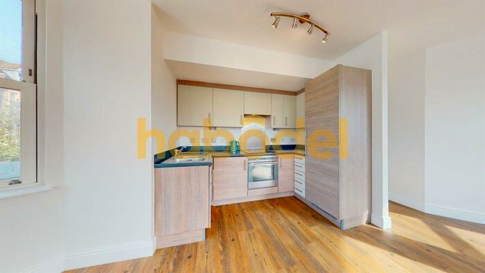 2 Bedroom Flat To Rent In Lewellen Court, Agate Road, Clacton On Sea, CO15