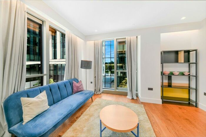 1 Bedroom Flat To Rent In Belvedere Road, Waterloo, Southbank Place, London, SE1