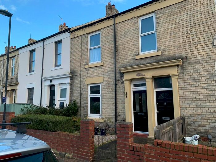 2 Bedroom Flat For Sale In Rosedale Terrace, North Shields, NE30