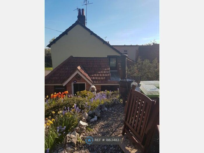 2 Bedroom Semi-Detached House To Rent In Newbury Street, Whitchurch, RG28